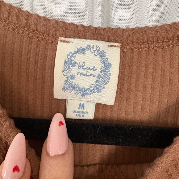 Francesca’s Ribbed Crop Top - Picture 5 of 6